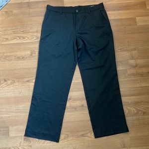 NWOT - Men’s Adidas black golf pants - size: 33x34